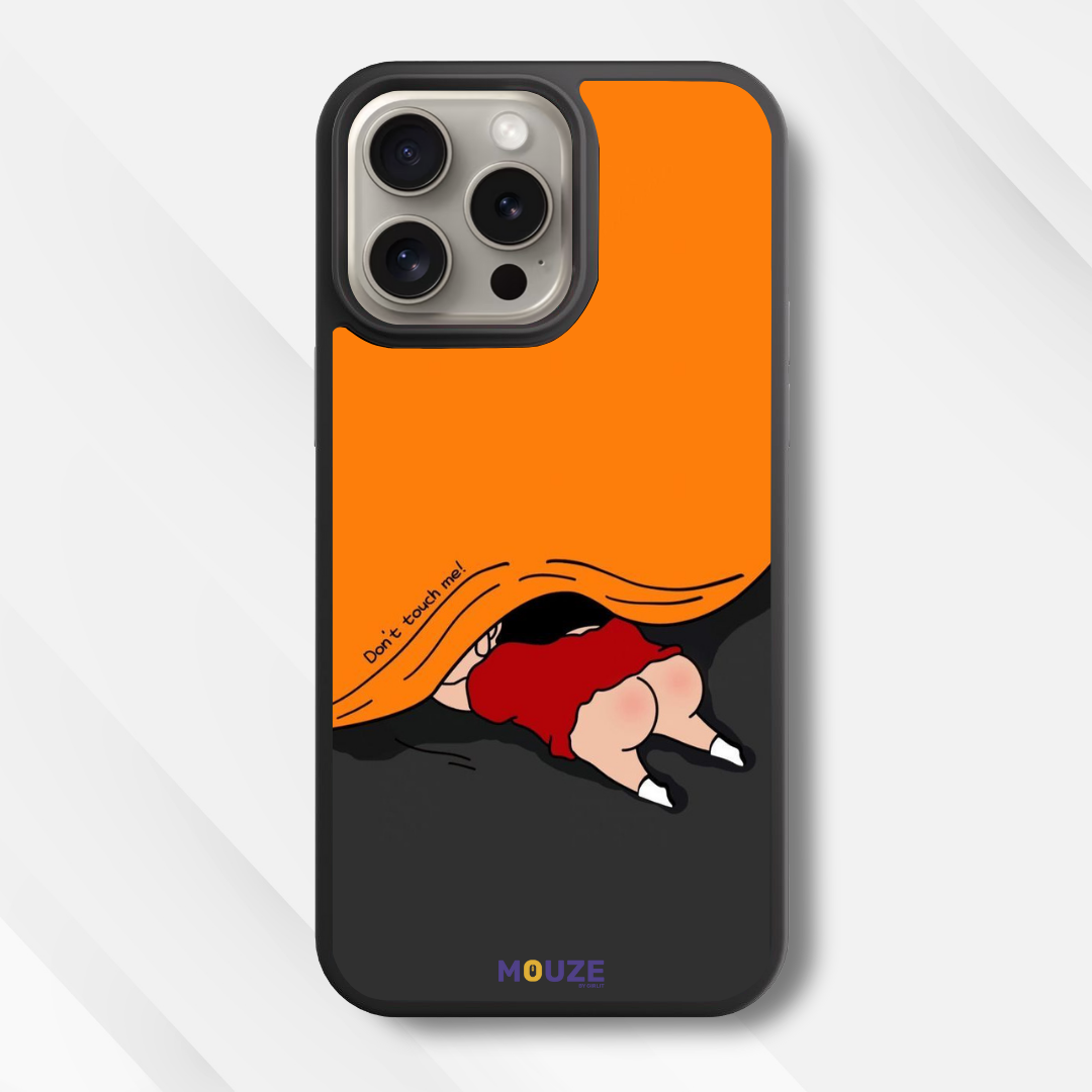 Peek-a-Booty Shinchan Glass Case